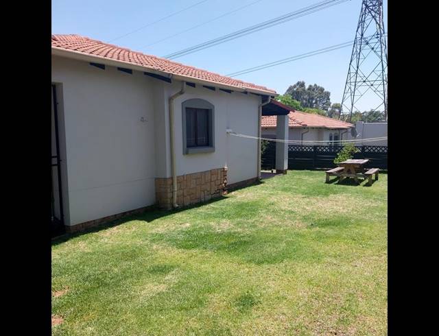 2 BEDROOM PROPERTY TO RENT IN PAULSHOF EXT